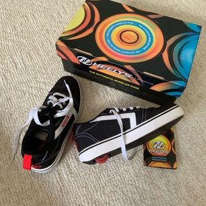 Authentic Heelys